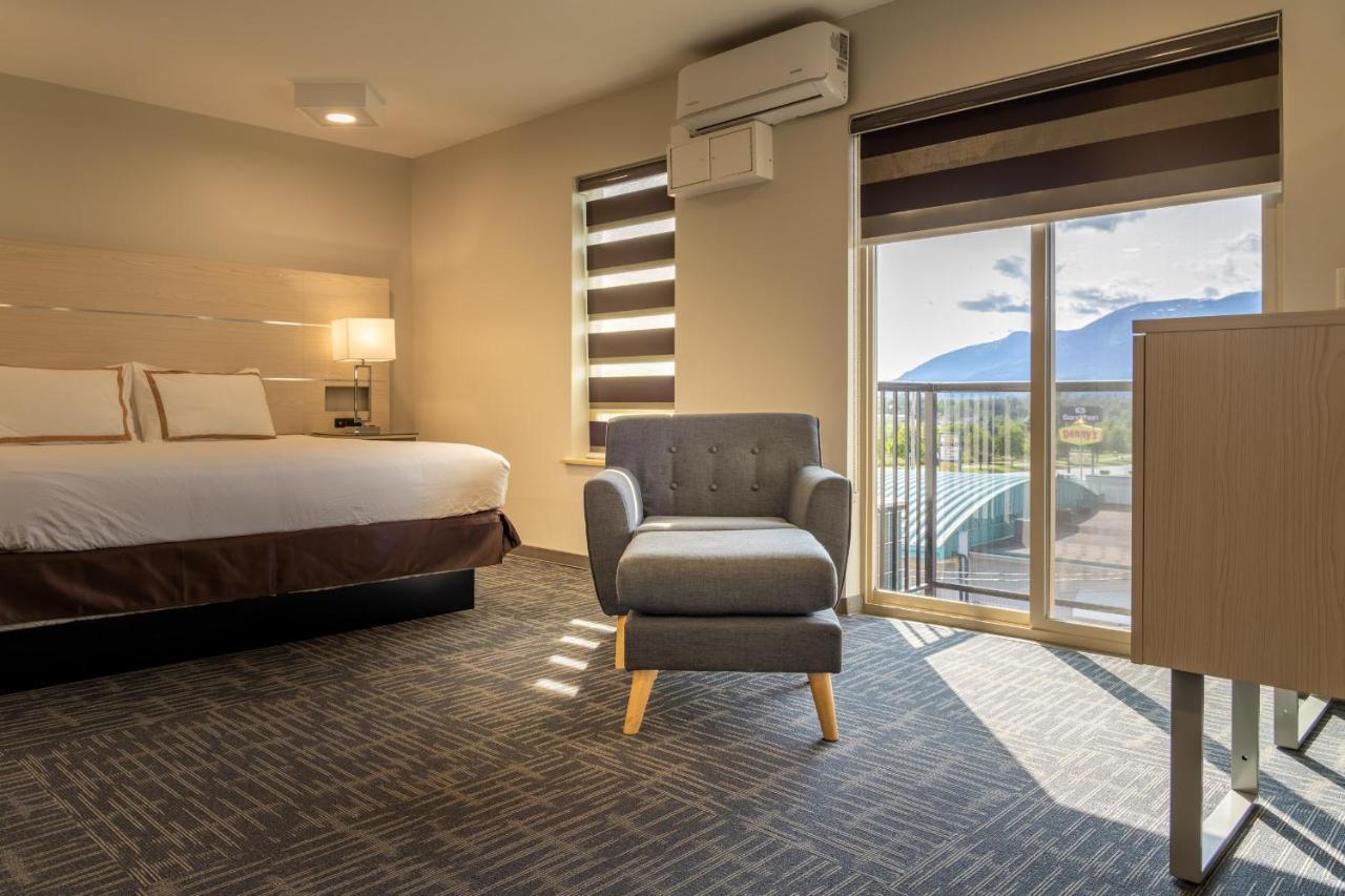 טראס Quality Inn Sunshine Suites מראה חיצוני תמונה