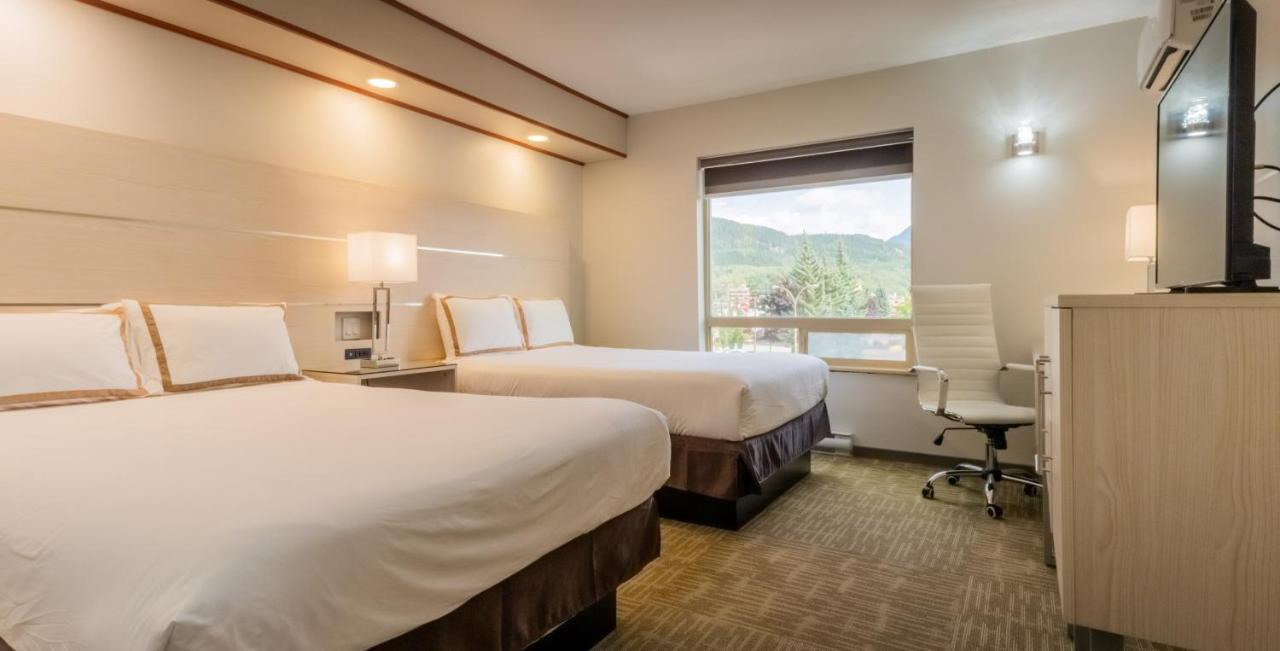 טראס Quality Inn Sunshine Suites מראה חיצוני תמונה